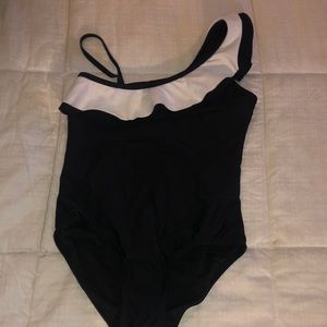 GB girls black and white swimsuit